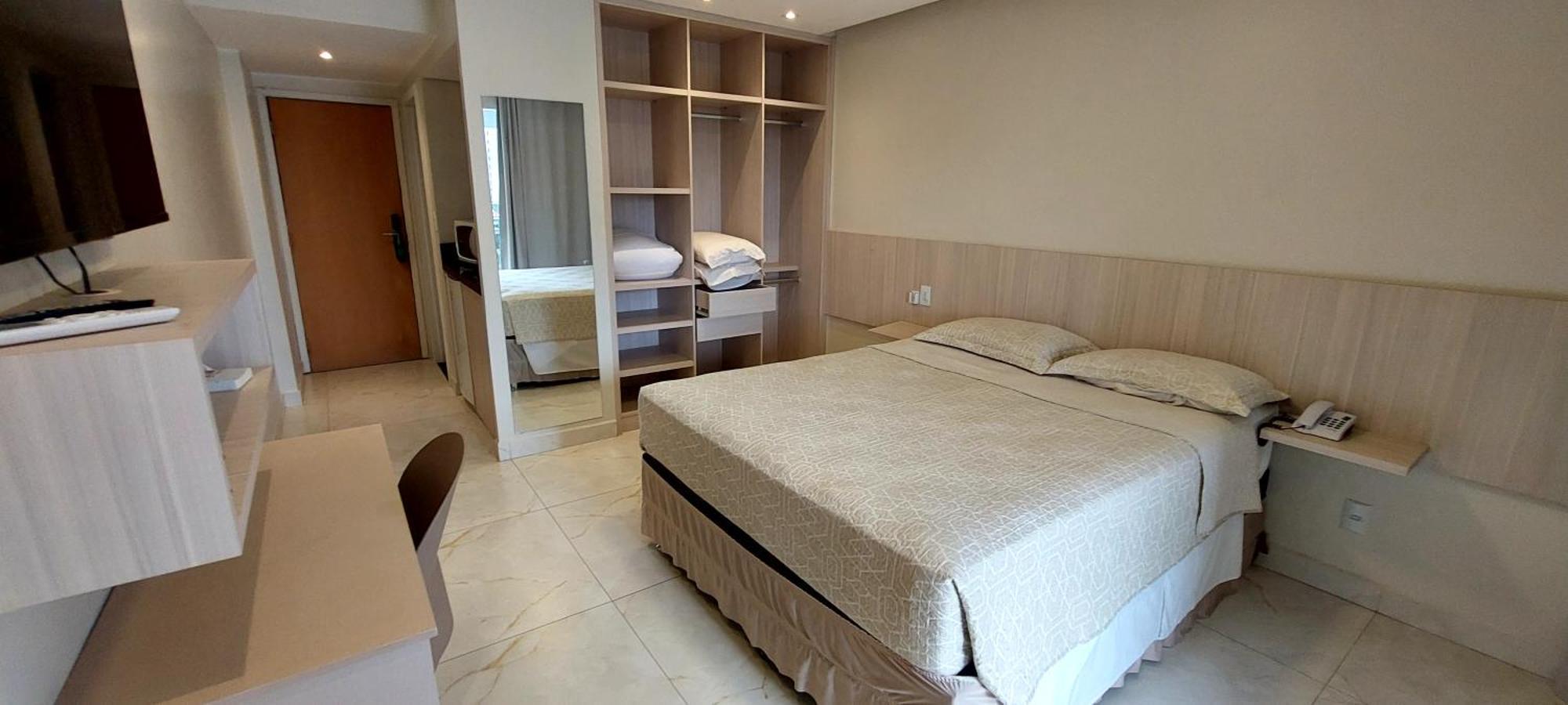 Flat Garvey Aparthotel